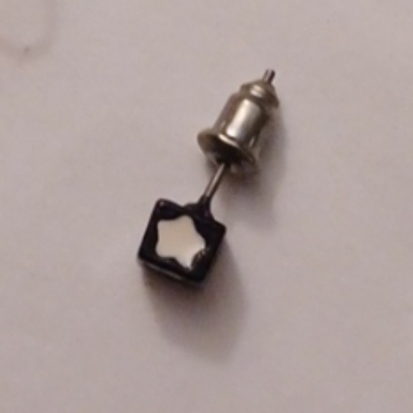 $4 Add-on Colorful Single Earrings - Set Of 8 - Picture 6 of 8